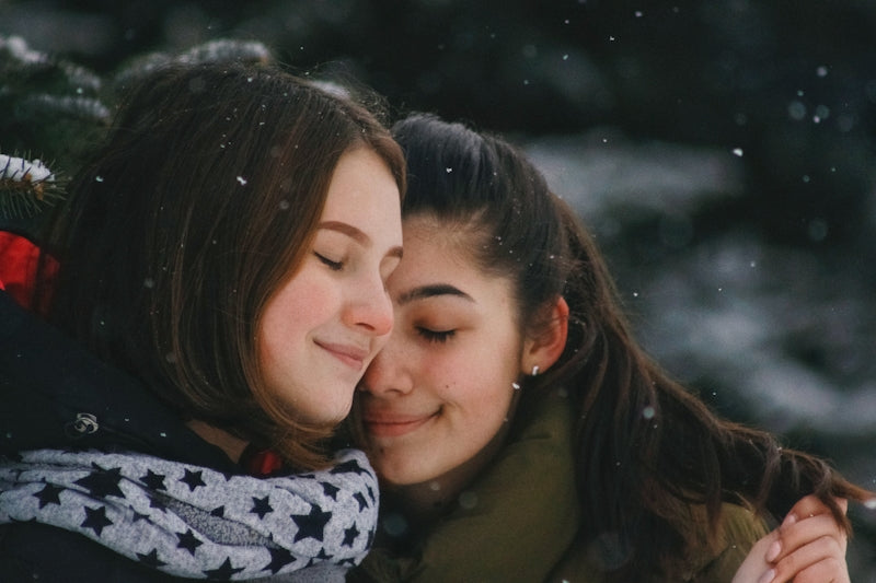 Educación sobre Salud Íntima: Qué Productos Benefician a Gays y Lesbianas