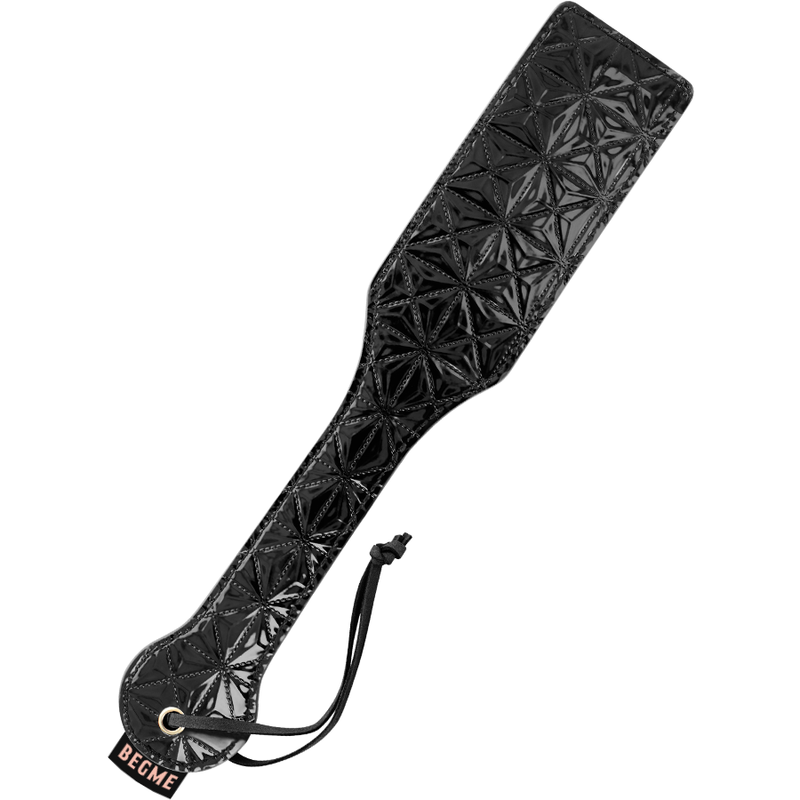 Cómo la Begme Black Edition Pala Cuero Vegano Enriquece el Bienestar Íntimo para Parejas y la Vitalidad Natural