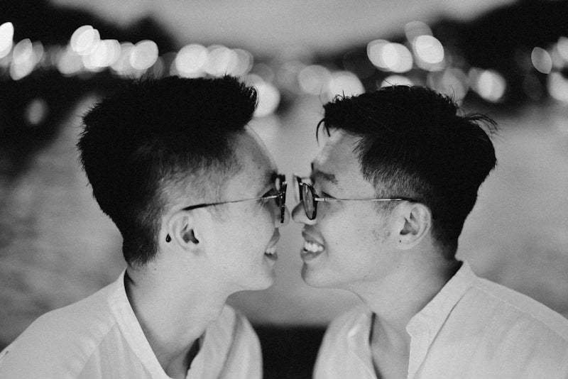 Consejos de Cuidado Íntimo para Lesbianas: Productos Esenciales para la Pareja